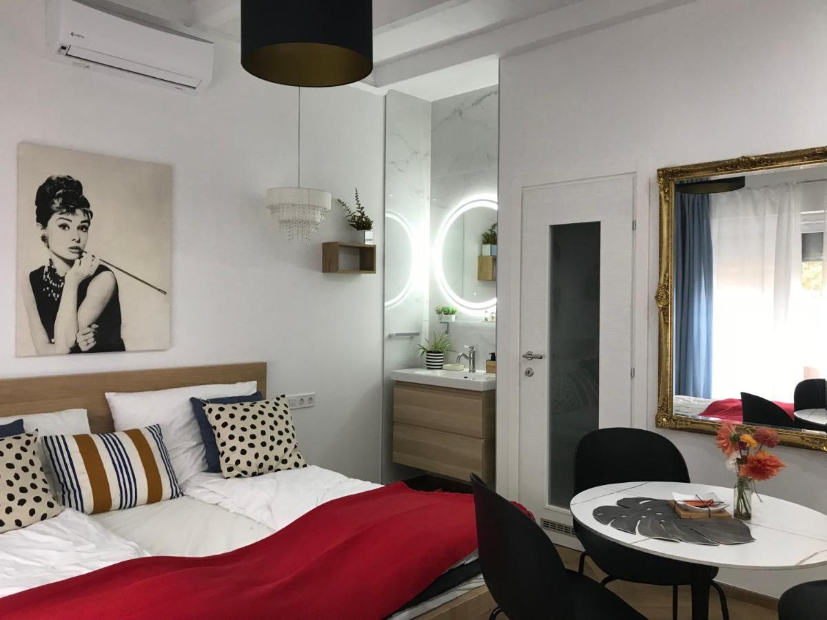 Greatforest Rosehill 2 Apartman -Bmw- เดเบรตเซน ภายนอก รูปภาพ