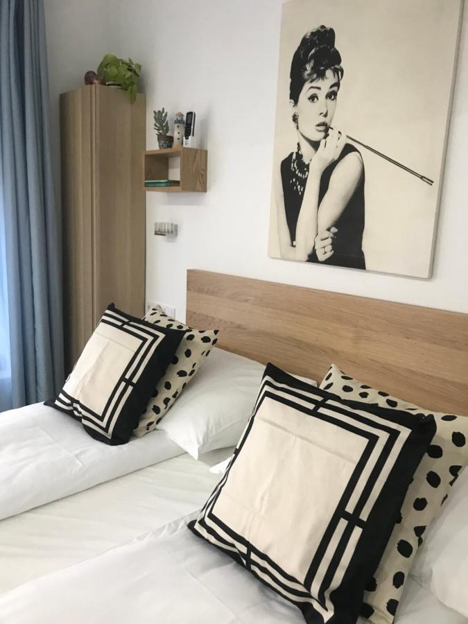 Greatforest Rosehill 2 Apartman -Bmw- เดเบรตเซน ภายนอก รูปภาพ