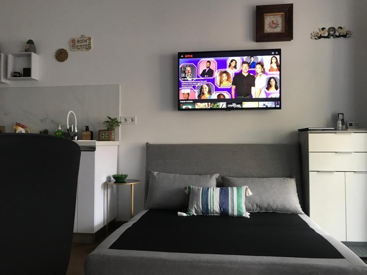 Greatforest Rosehill 2 Apartman -Bmw- เดเบรตเซน ภายนอก รูปภาพ