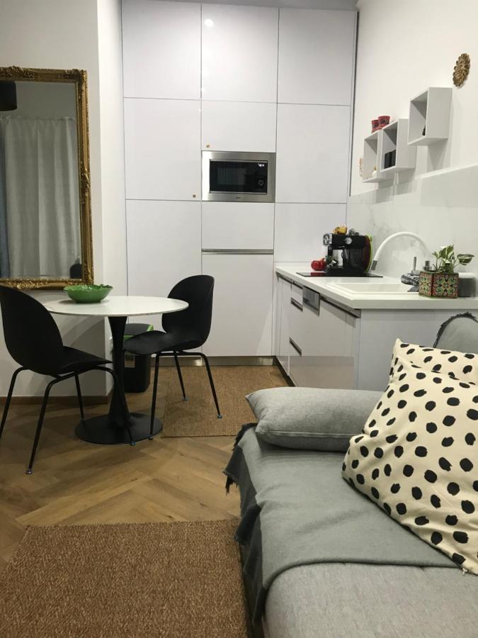 Greatforest Rosehill 2 Apartman -Bmw- เดเบรตเซน ภายนอก รูปภาพ