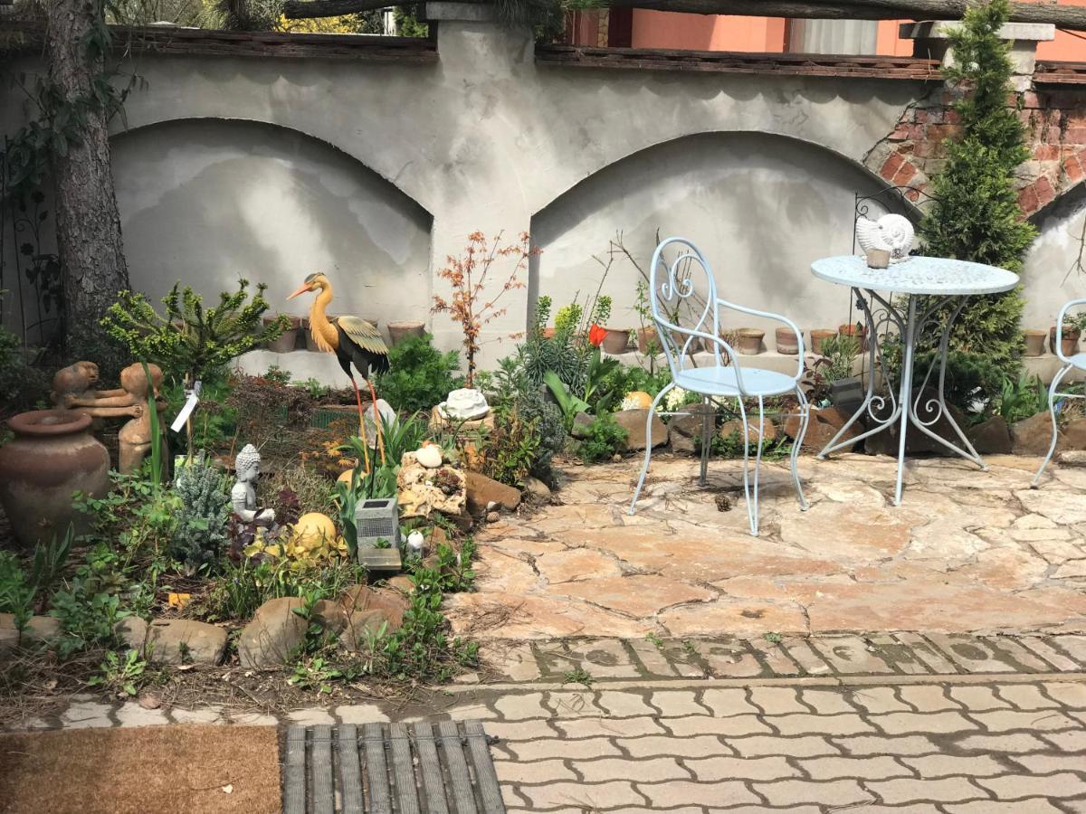 Greatforest Rosehill 2 Apartman -Bmw- เดเบรตเซน ภายนอก รูปภาพ